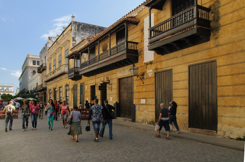 Caminar por La Habana Vieja es una gran forma de conocer la ciudad