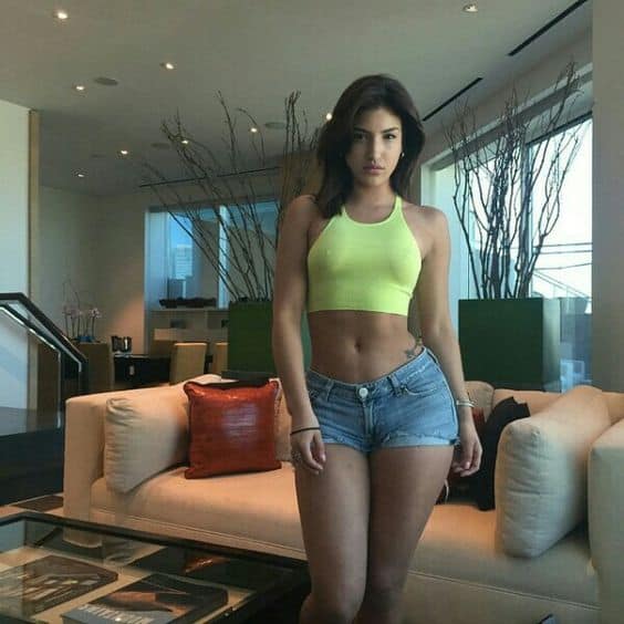 Alissa Sorto, la modelo que le dicen 'La diosa cubana' con un millón de