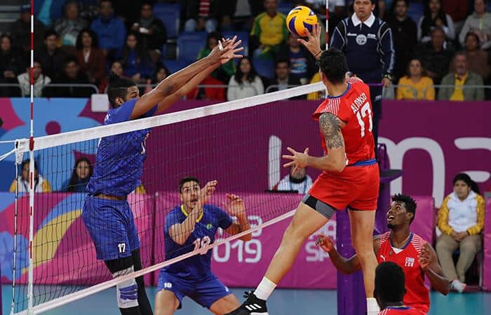 Semifinal voleibol masculino Lima 2019: Cuba-Brasil.
