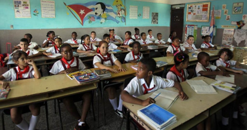 Escuelas en Cuba