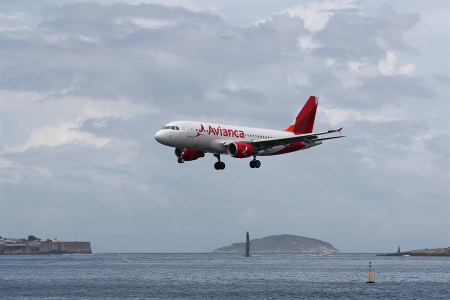 Avianca suspende la venta de pasajes a Cuba