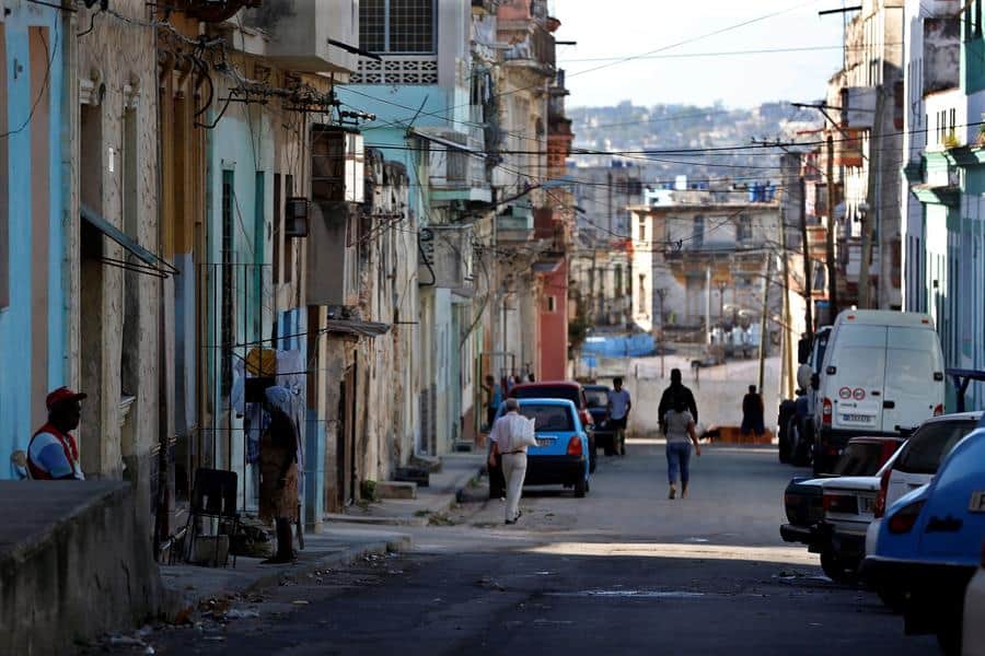 2000 turistas españoles saldrán de Cuba en los próximos días