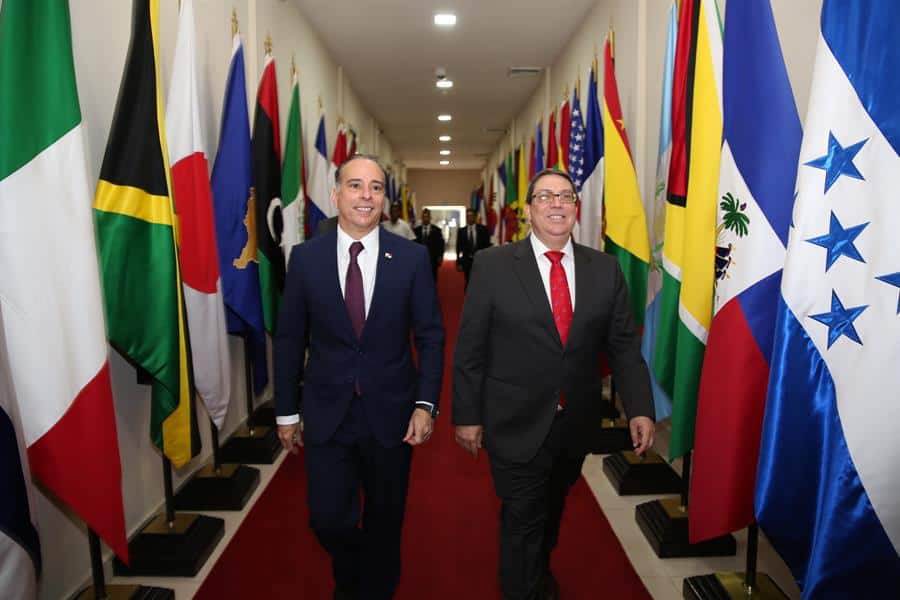 Canciller de Panamá sostiene encuentro bilateral con Bruno Rodríguez