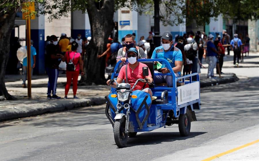 Cuba baja a 49 su cifra diaria de contagios de covid