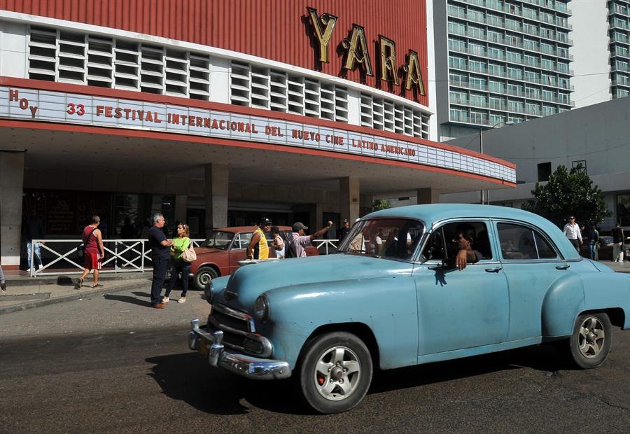 Reabren cines de La Habana con clásicos cubanos