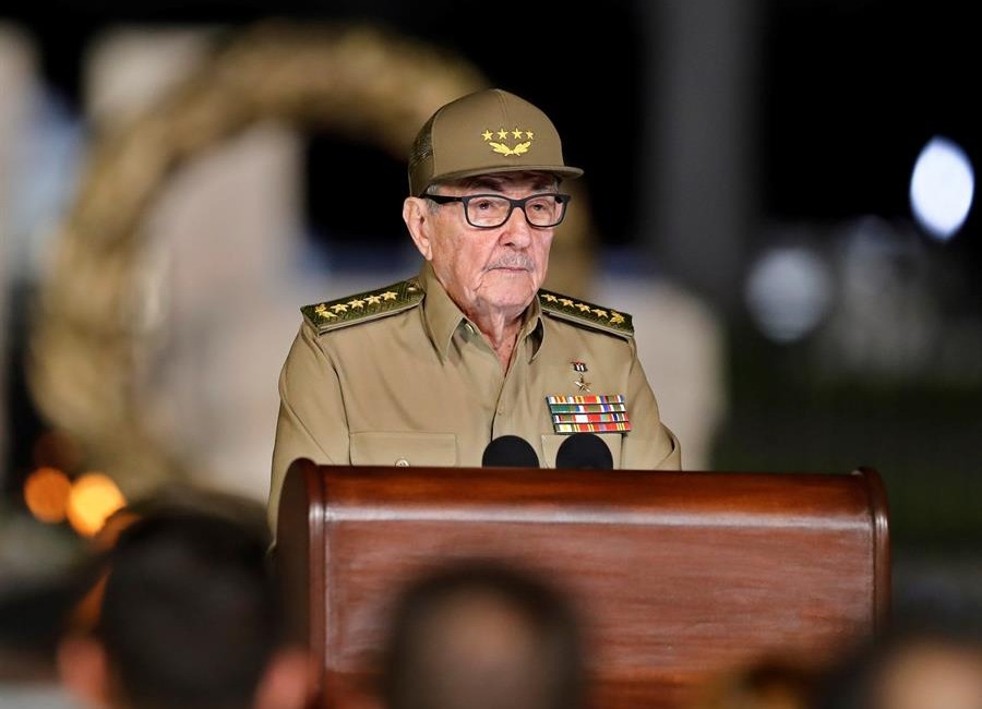 Raúl Castro prepara VIII Congreso del Partido Comunista de Cuba