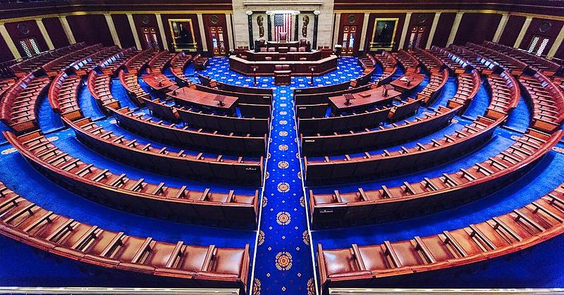 Cámara de Representantes discute juicio político a Trump