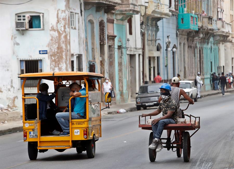 Cuba suma 505 casos de covid y reinstaura medidas de contención en La Habana