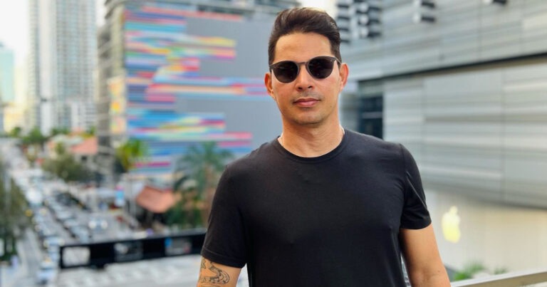 Cantante cubano Leoni Torres agradece que su disco “Canten” sea